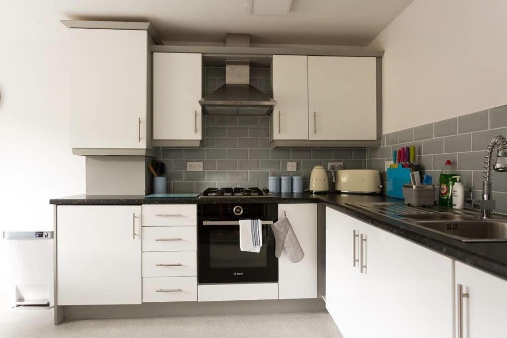 The Beeches 3 - Serviced Apartment Sheffield Exterior photo